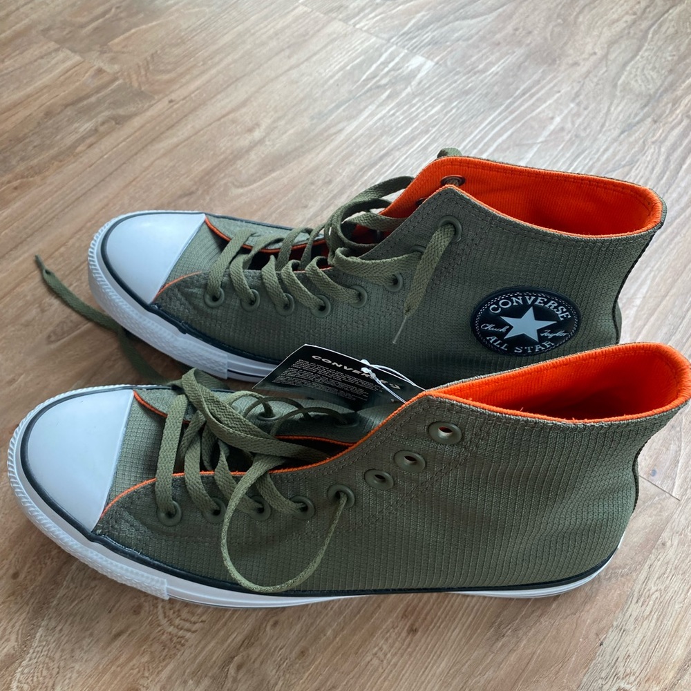 Brand new green converse